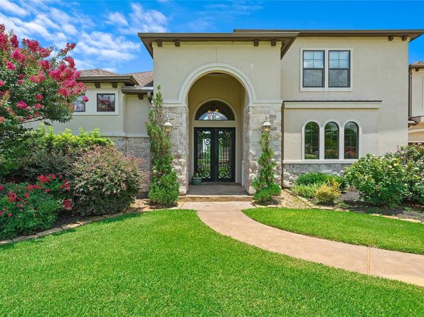 19182 Grandview Point