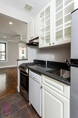 Rented by Centennial Properties NY | media 25