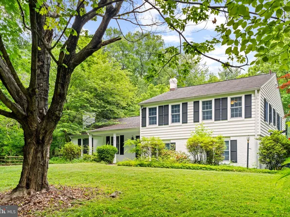 417 Yorkshire Rd, Bryn Mawr, PA 19010