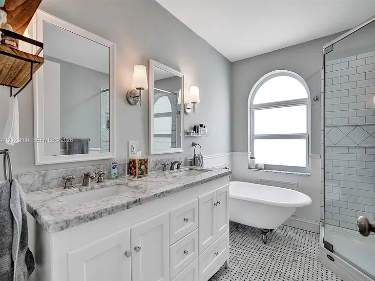 700 NW 158th Ln — Photo 26