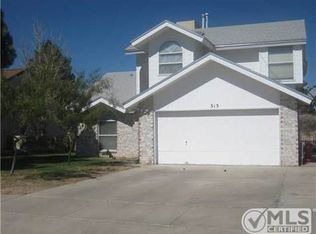 313 Roslyn Dr, Horizon City, TX 79928