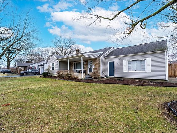 2nd image of 489 Wildwood Dr