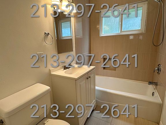 5th image of 6042 Romaine St #3