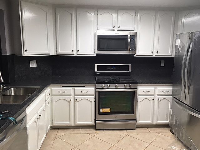 1st image of 2512 Woodlands Way