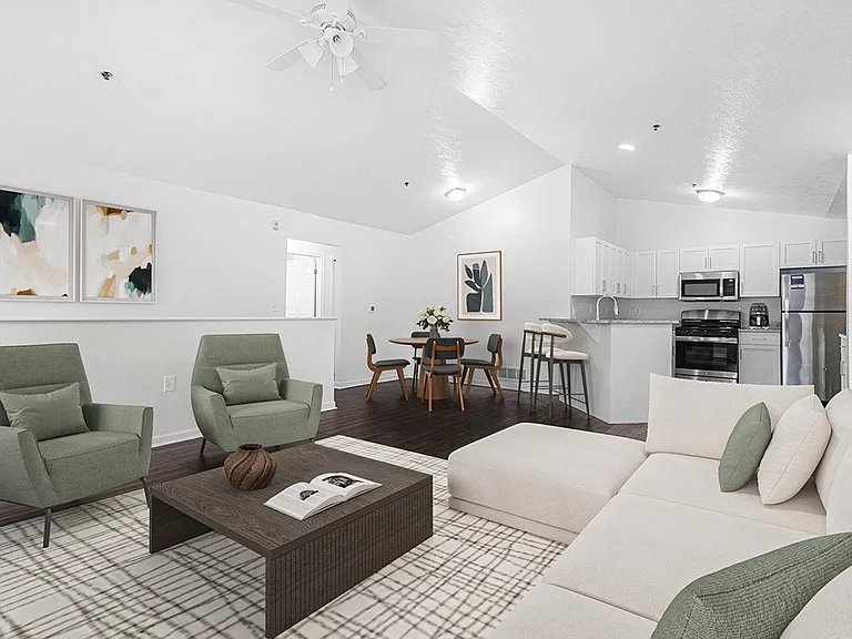 Autumn Lakes Apartments and Townhomes — Photo 16