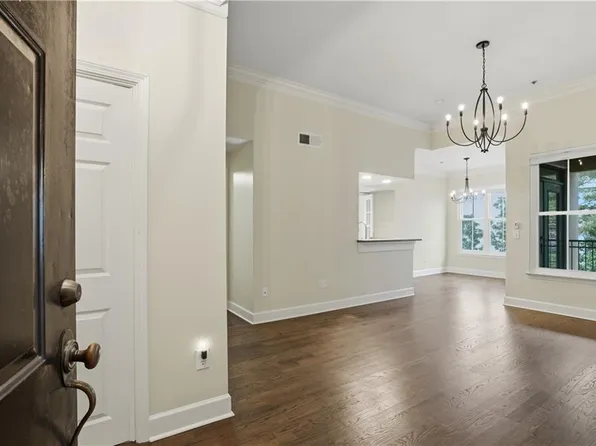 3777 Peachtree Rd NE APT 932, Brookhaven, GA 30319