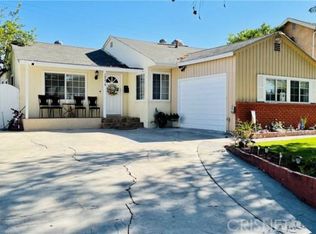 19216 Archwood St, Reseda, CA 91335