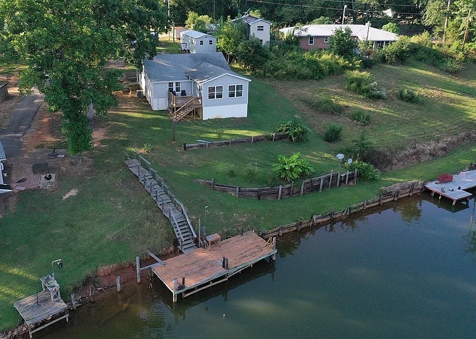 1st image of 93 Parnell Rd