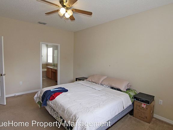 4th image of 608 Groves End Ln