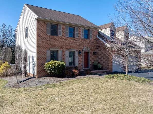 281 S Homestead Dr, Landisville, PA 17538