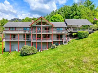 623 Overlook Way, Sky Valley, GA 30537