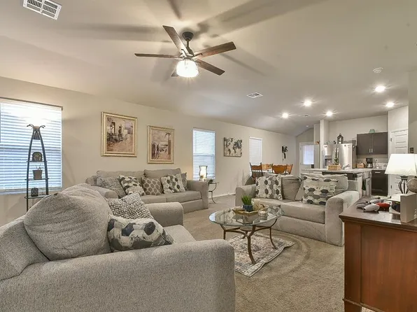 9504 NW 118th St, Yukon, OK 73099