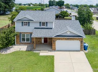 3000 Mockingbird Ln, Granite City, IL 62040