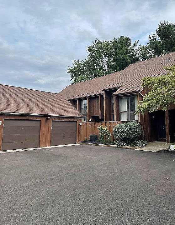 5031 Chuckleberry Lane