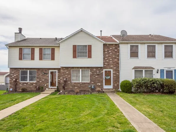 119 Meadow Gap Dr, Monroeville, PA 15146