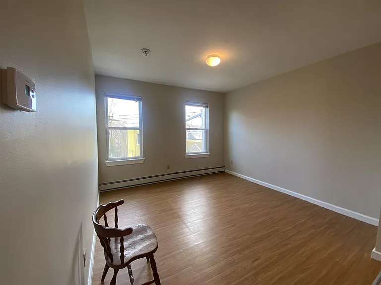 239 Columbia St #1 — Photo 4