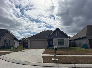 6905 Rue Dauphine, Marrero, LA 70072