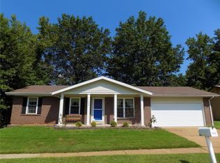 1103 Holgate Dr, Ballwin, MO 63021