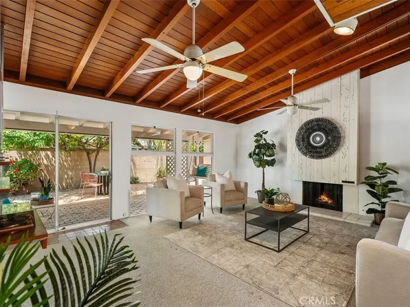 10501 Hedlund Dr, Anaheim, CA 92804