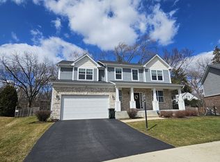 754 S Ravinia Cir, Palatine, IL 60074