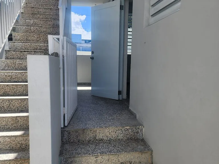 Calle Ruiz Belvis — Photo 2