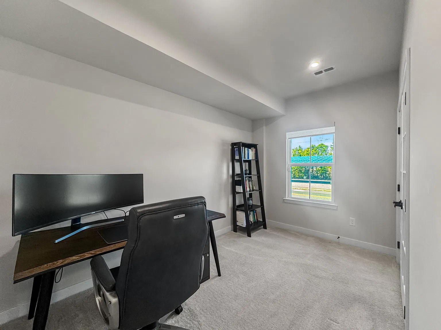 2 bed, 2.5 bath, 1548 sqft, $2,890 — Photo 3