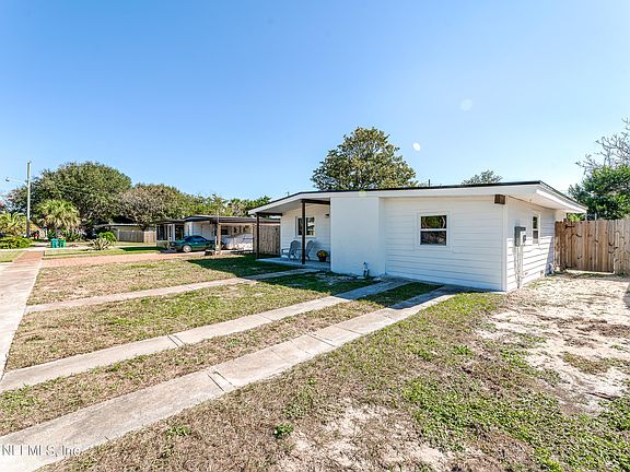 3rd image of 610 9TH Avenue N