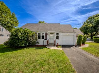 52 Park Ave, Danbury, CT 06810
