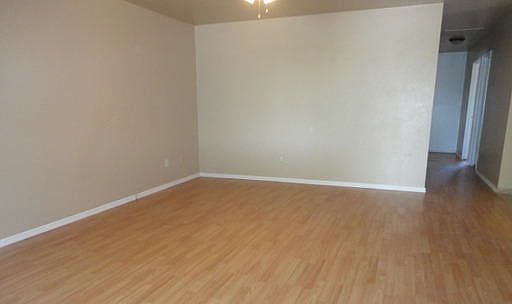 2nd image of 856 Forrester Ct