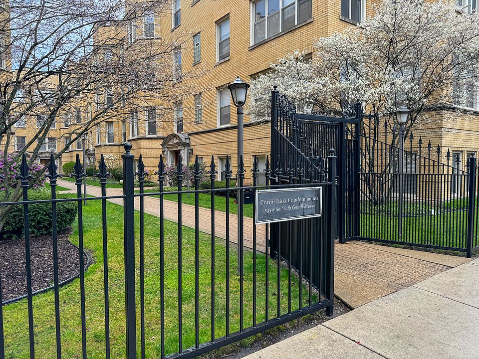 1st image of 5458 S Cornell Ave APT 3E
