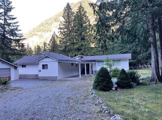 19552 Silver Skagit Rd, Hope, BC V0X1L2