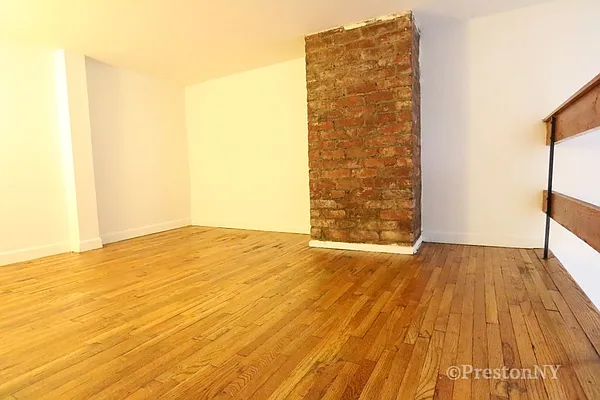 Rented by JM Preston Properties LLC | media 27