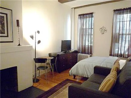 Rented by Lara Group | media 10