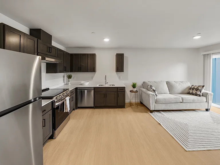 River Run Apartments — Photo 12