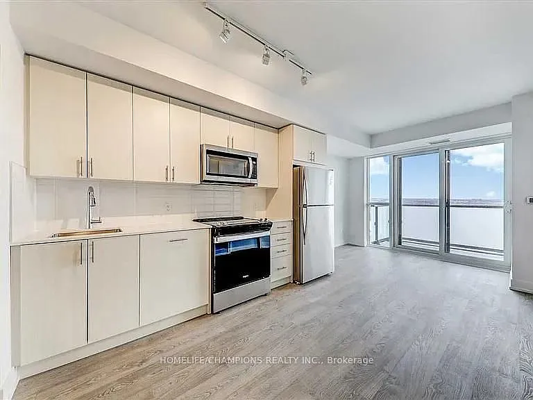2550 Simcoe St N #2208 — Photo 4