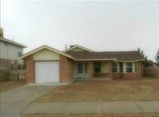 520 Katherine Dr, Horizon City, TX 79928