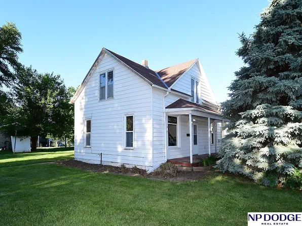 1405 Lincoln St, Blair, NE 68008