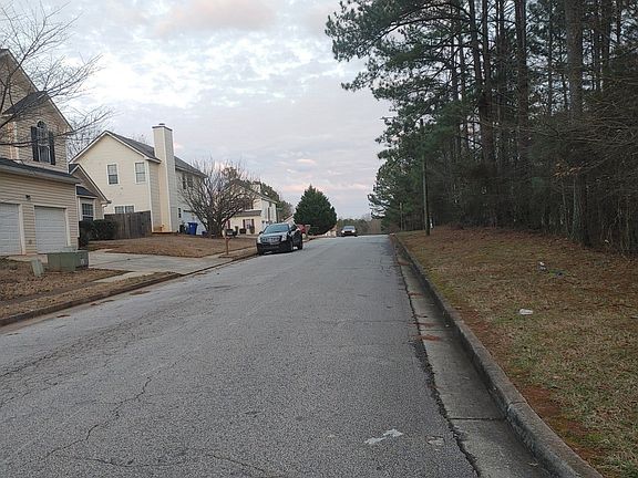 4th image of 6396 Stonebridge Creek Ln