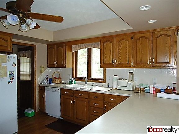 2nd image of 3131 S 192nd St
