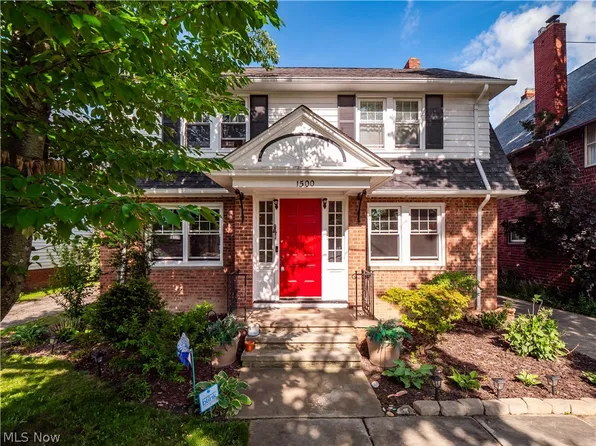 1500 Bunts Rd, Lakewood, OH 44107