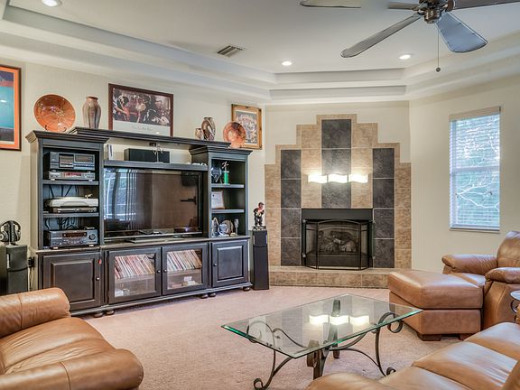 4th image of 832 Citrus Wood Ln