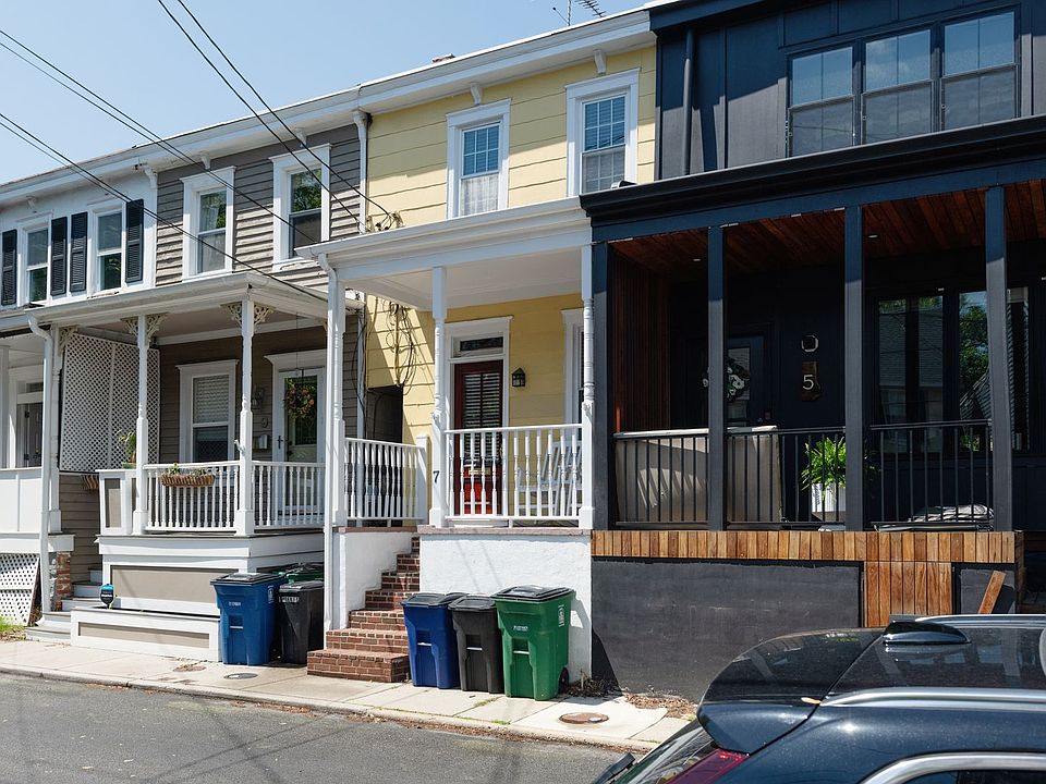 1st image of 7 Morris St