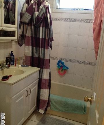 4th image of 5434 83rd St