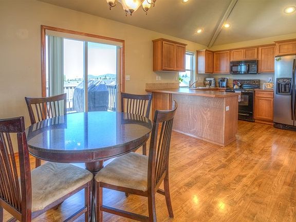 5th image of 6102 N Crestmont Ln