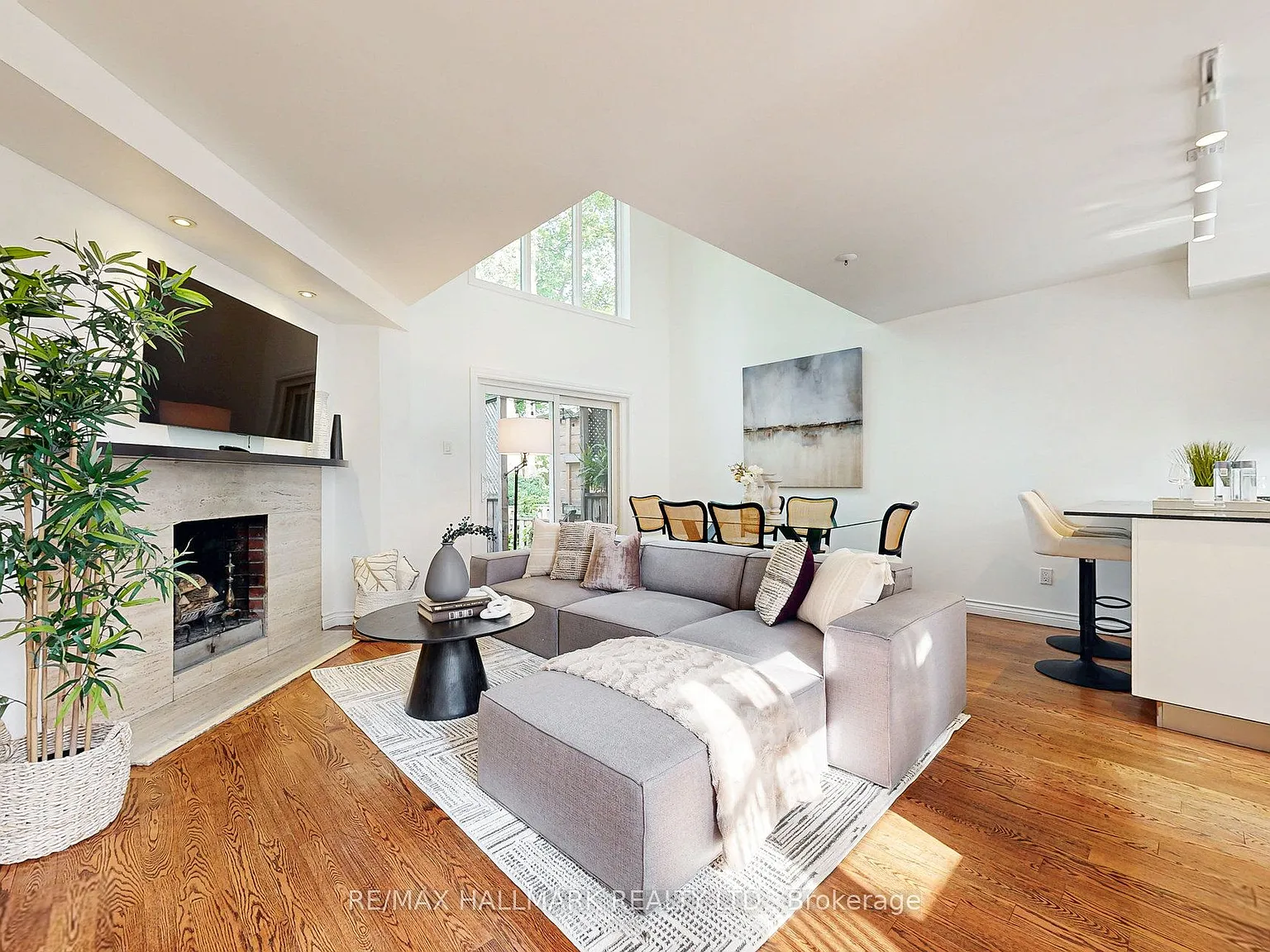 2 bed, $3,350 — Photo 3
