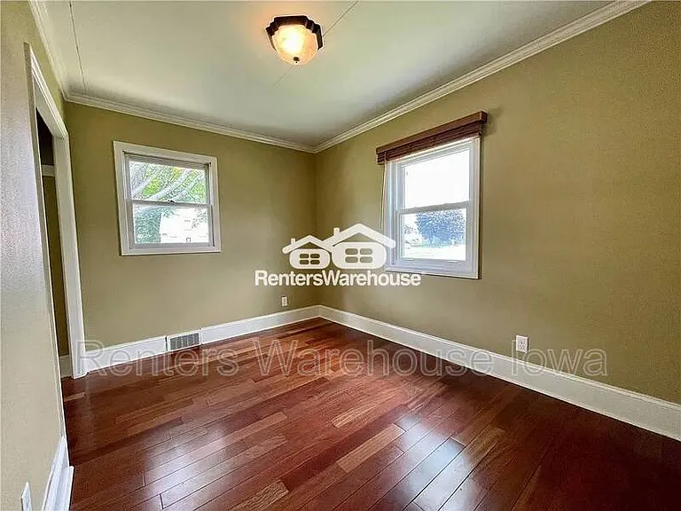 5810 Francis Ave — Photo 7