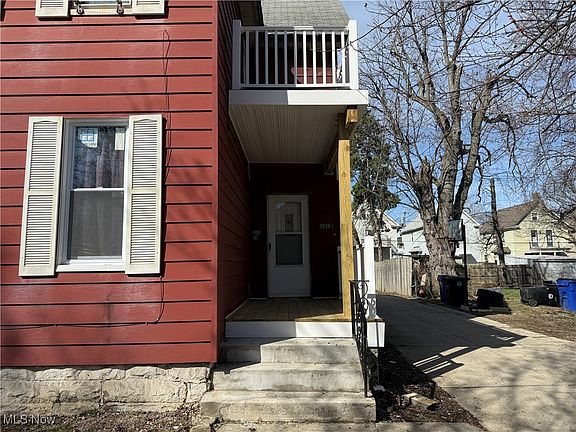 4th image of 3898 W 18th St