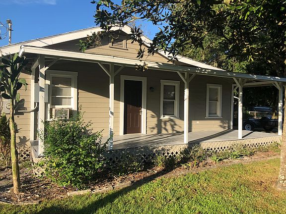 2nd image of 303 NW 9th St