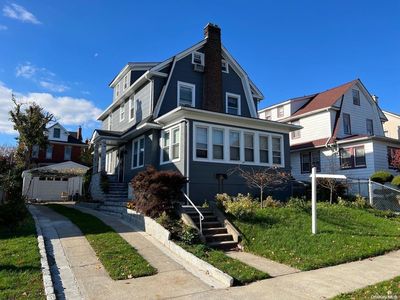 40-26 168th Street, Flushing, NY, 11358