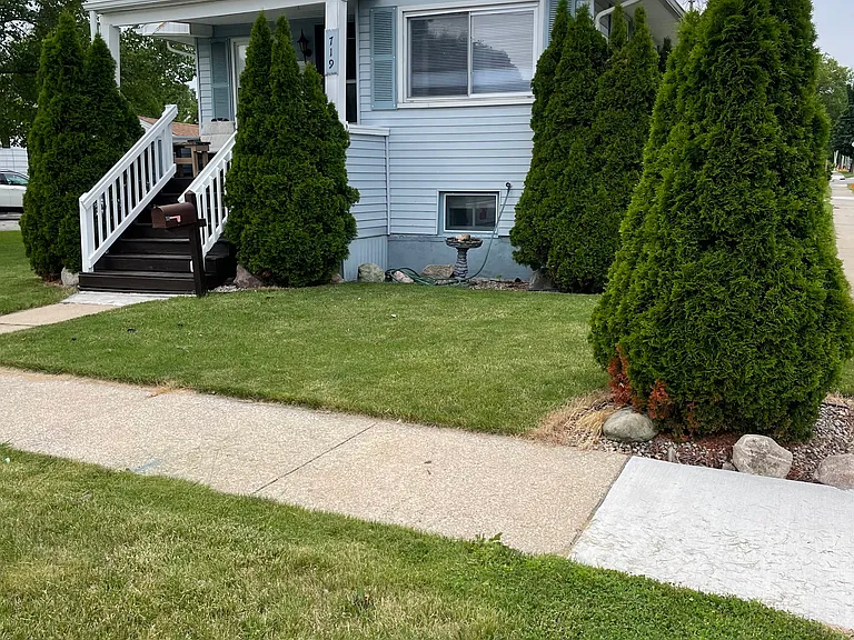 719 N Catherine St — Photo 1